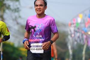 BIB: 2020, 42195, 46891
                            <button type="button" onclick="openModal(9918391)" class="btn btn-primary btn-sm float-right btn-popup" data-toggle="modal" data-target=".modal-high-quality">
                        <i class="fas fa-shopping-cart"></i> Add to Cart
                    </button>
                                            <button type="button" onclick="isThisMe(9918391, true)" class="btn btn-success btn-sm float-right btn-popup btn-isme hidden" data-toggle="tooltip" data-placement="bottom" title="นี่คือรูปของคุณใช่ไหม คลิกที่นี่เพื่อเอาเข้าอัลบั้ม">
                        <i class="fas fa-plus"></i> Add to album
                    </button>
                    <button type="button" onclick="isThisMe(9918391, false)" class="btn btn-warning btn-sm float-right btn-popup btn-isnotme hidden">
                        <i class="fas fa-ban"></i> Remove from album
                    </button>